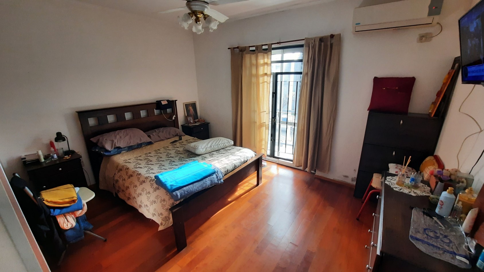 Duplex de 3 dorm. y cochera en Barrio Saavedra