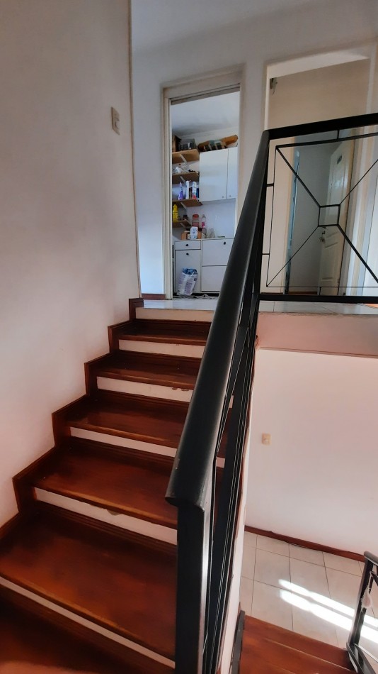 Duplex de 3 dorm. y cochera en Barrio Saavedra