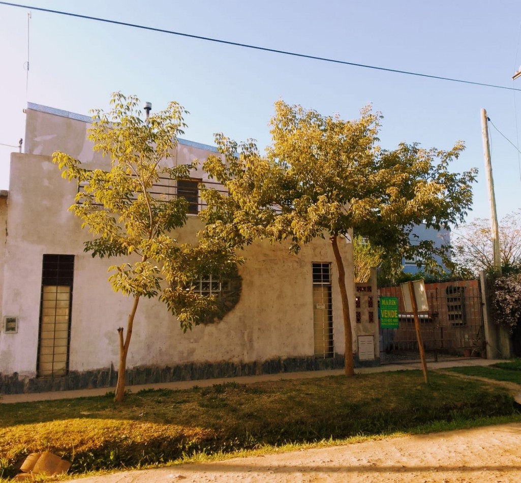 Casa de 2 dormitorios en Villa General Savio (Sanchez)