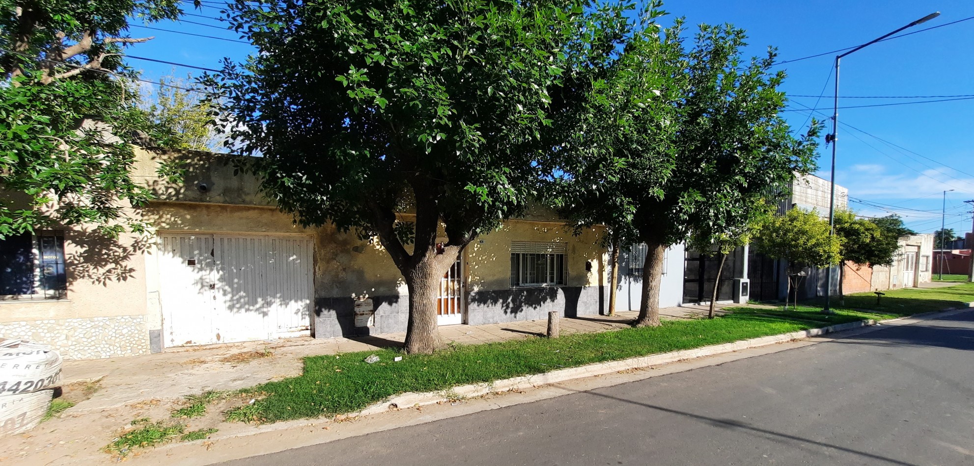 Casa de 3 dorm. a reciclar en San Lorenzo 1016