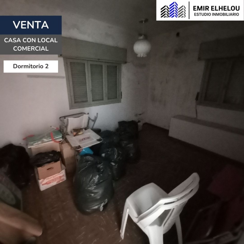 Casa de 2 dorm. y local a reciclar en Urquiza 316