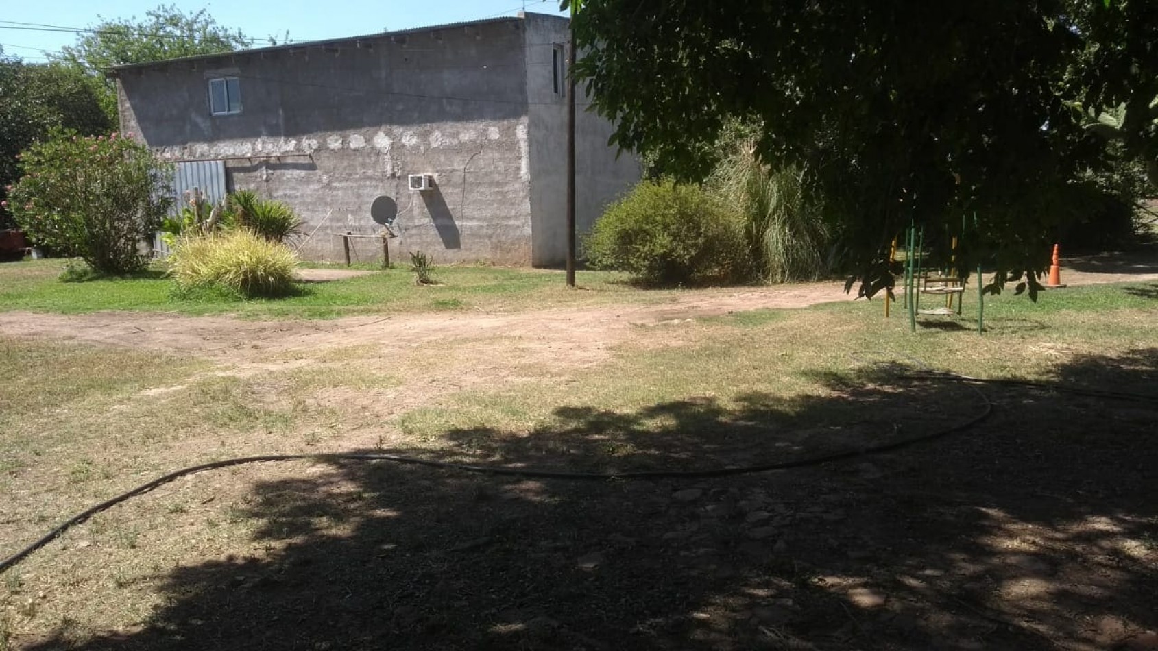 Hermoso campo de 5,6 hectareas en La Violeta (Partido de Pergamino)