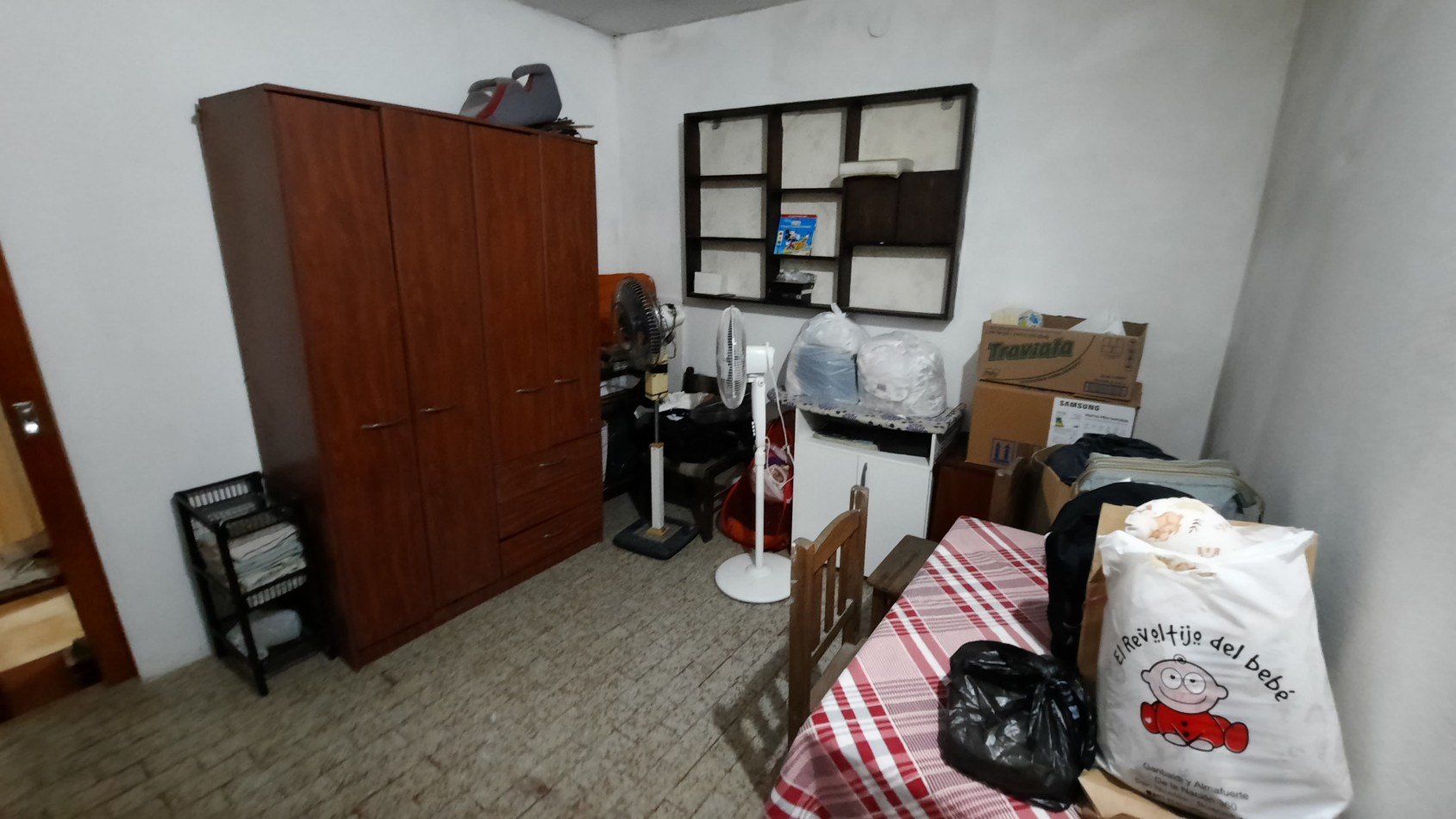 Casa de 2 dormitorios y dependencias en Barrio 9 de Julio