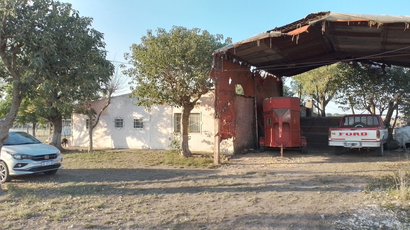 Campo de 2,7 hectareas con mejoras en Villa General savio