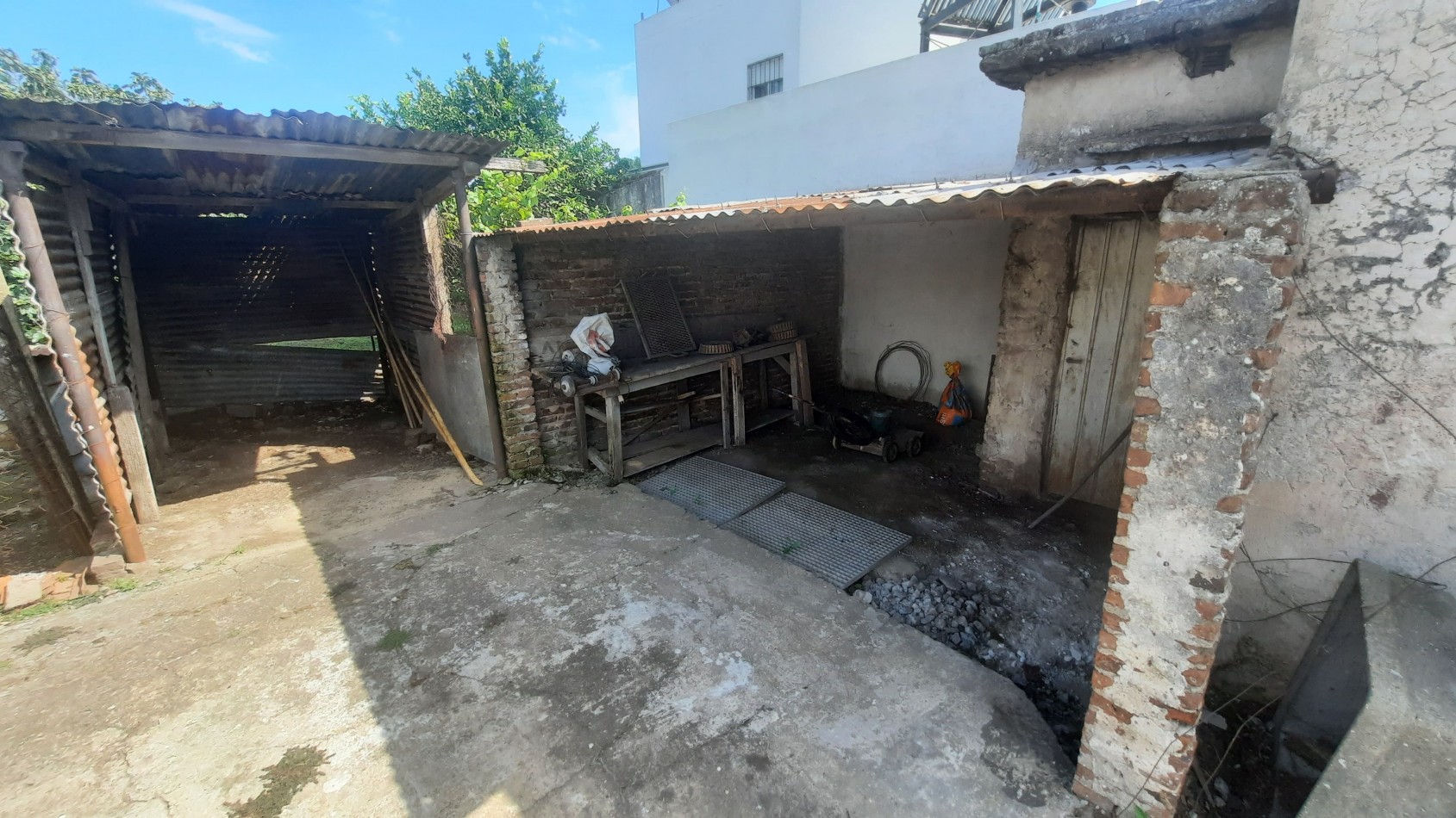 Casa de 2 dormitorios en Barrio Saavedra