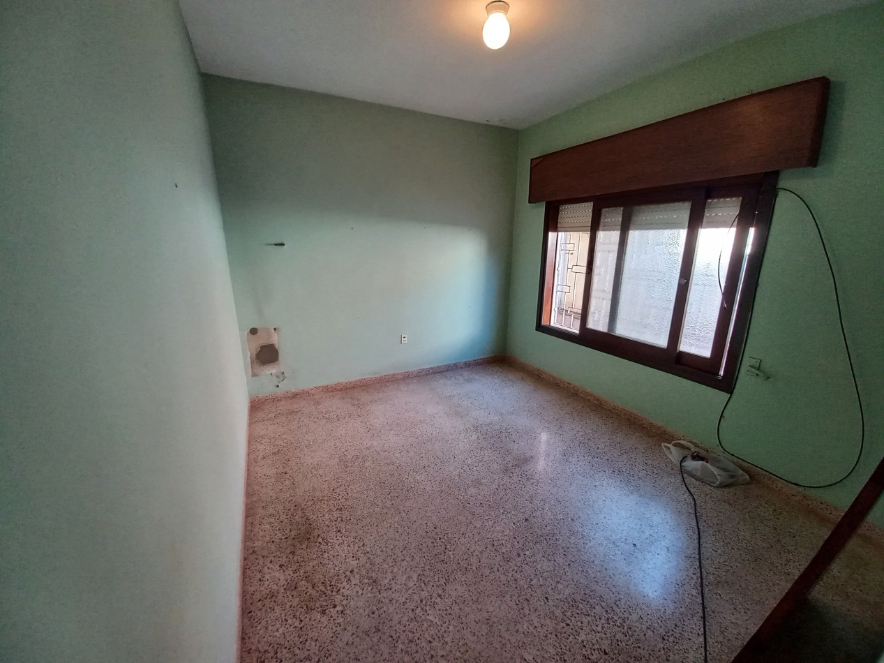 Casa de 3 dormitorios con dependencias en Lamadrid 290