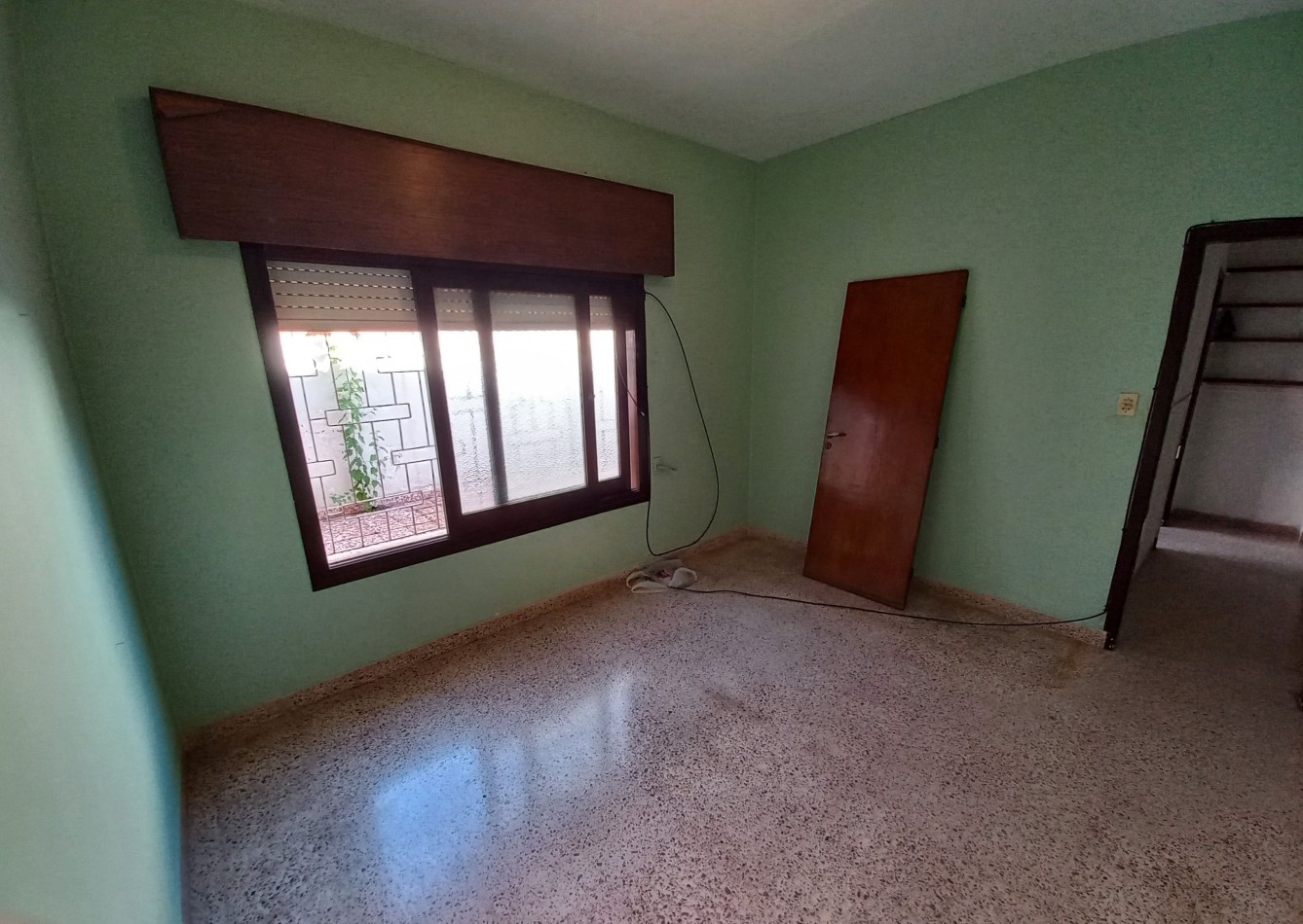 Casa de 3 dormitorios con dependencias en Lamadrid 290