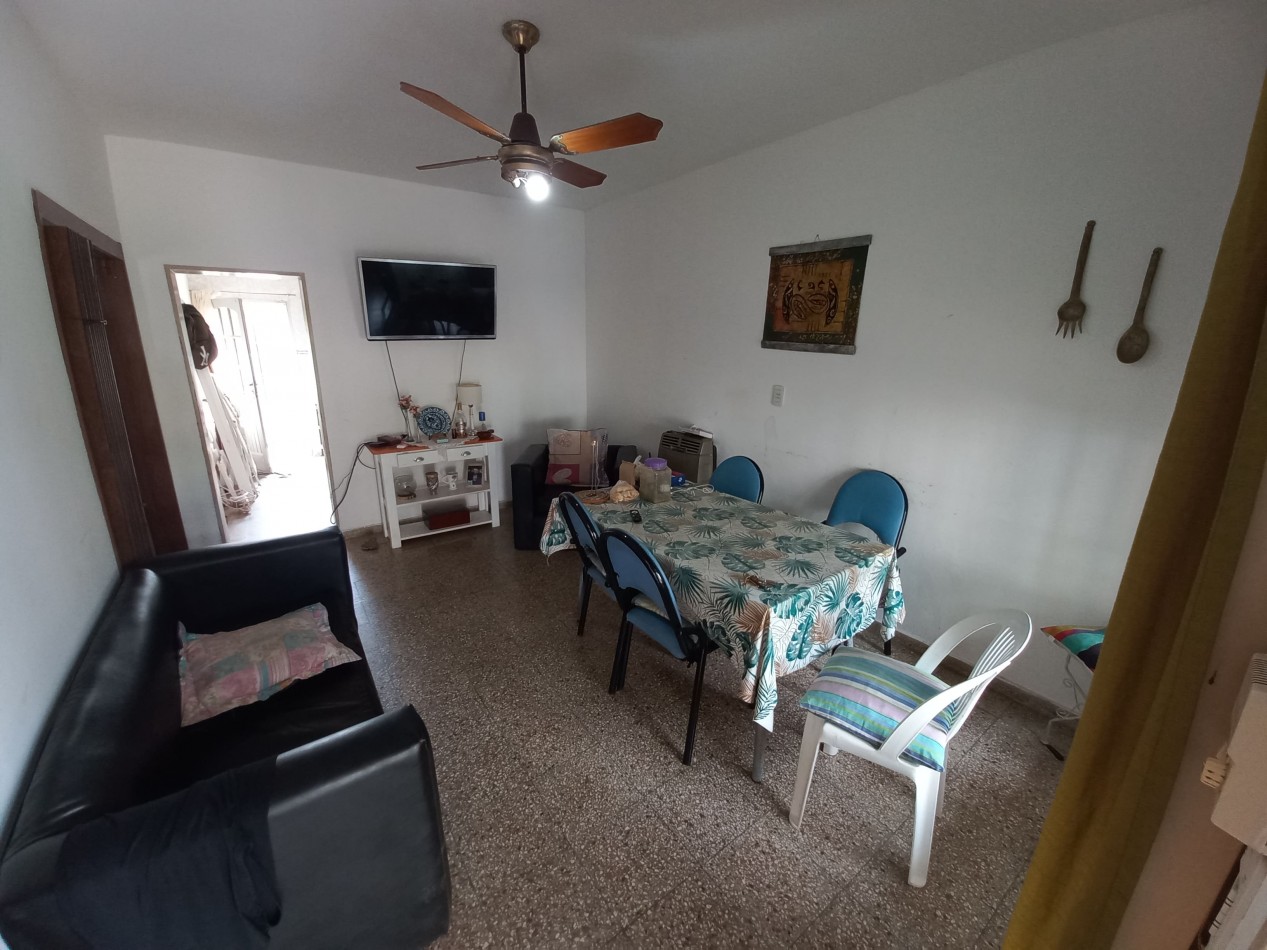 Casa de 2 dormitorios en Chacabuco al 600