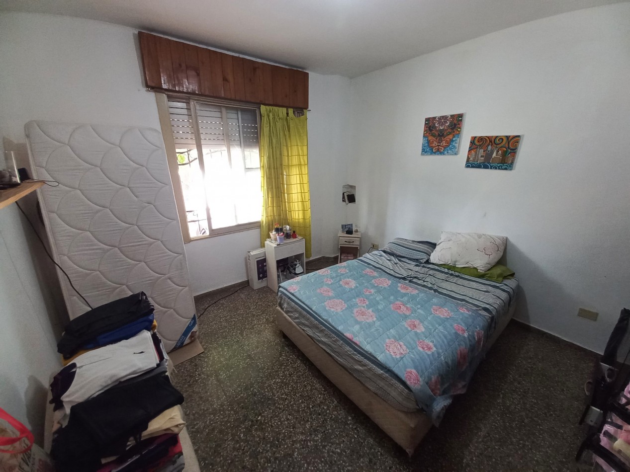 Casa de 2 dormitorios en Chacabuco al 600