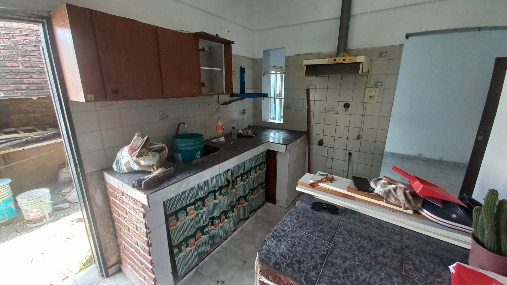 Casa de dos dormitorios ubicada en Bolivar 2143, Barrio Golf.
