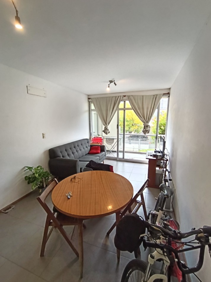 Departamento de 1 dormitorio en Roca y Garibaldi