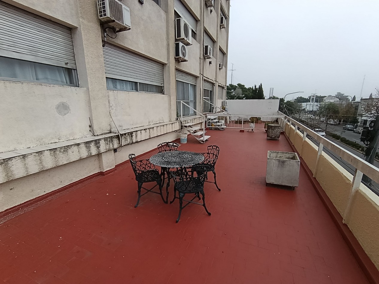 Departamento de 3 dormitorios con Cochera y dependencias en Savio 41
