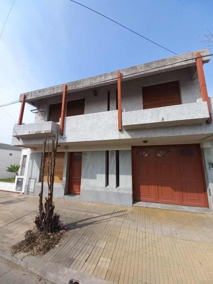Casa de 3 dormitorios en Benitez 288 (Barrio Don Bosco)