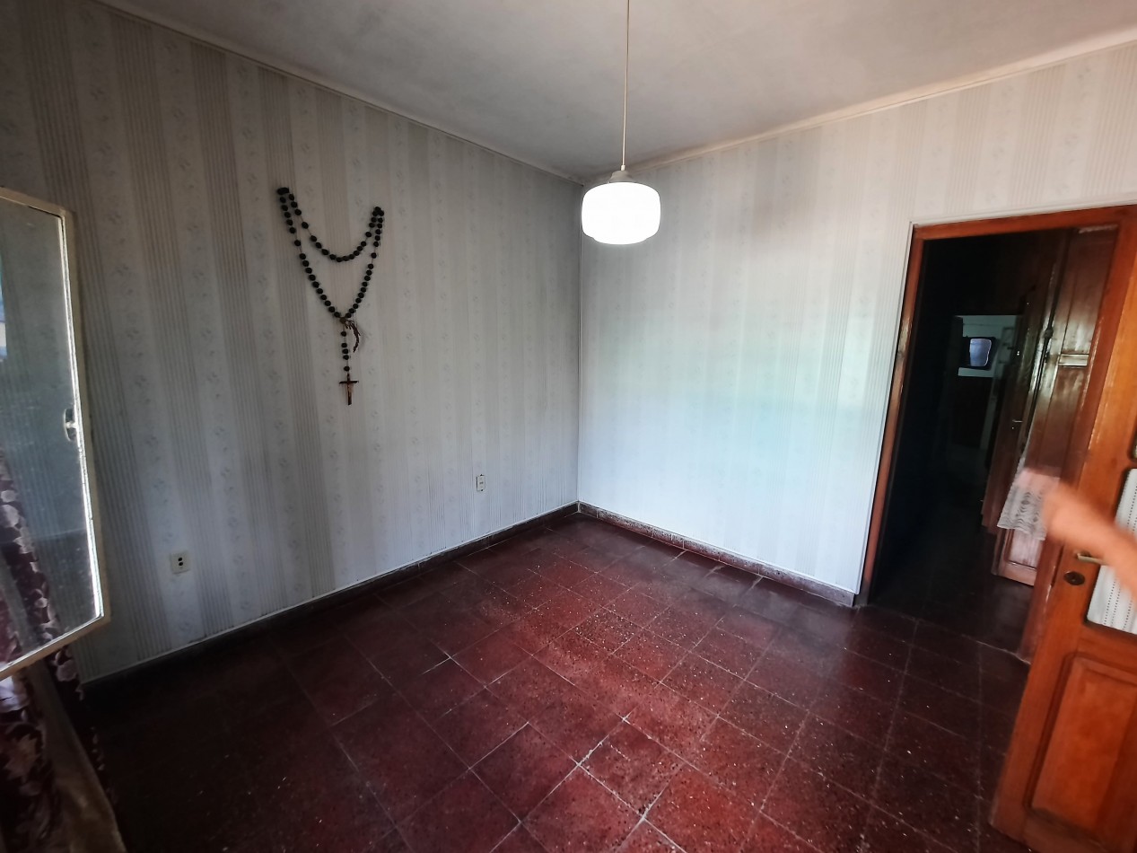 Casa de 2 dormitorios en Bustamante 161 RETASADO!!
