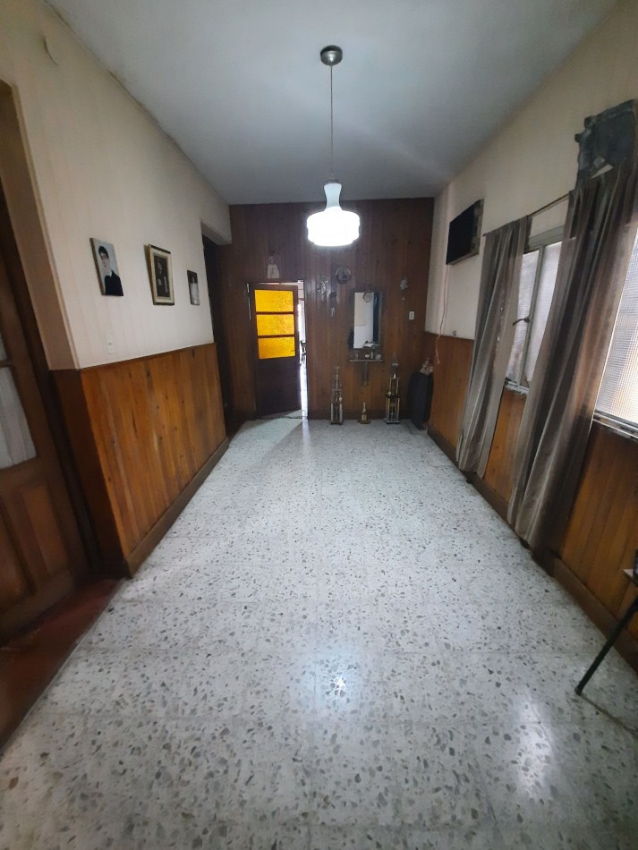 Casa de 2 dormitorios en Bustamante 161 RETASADO!!
