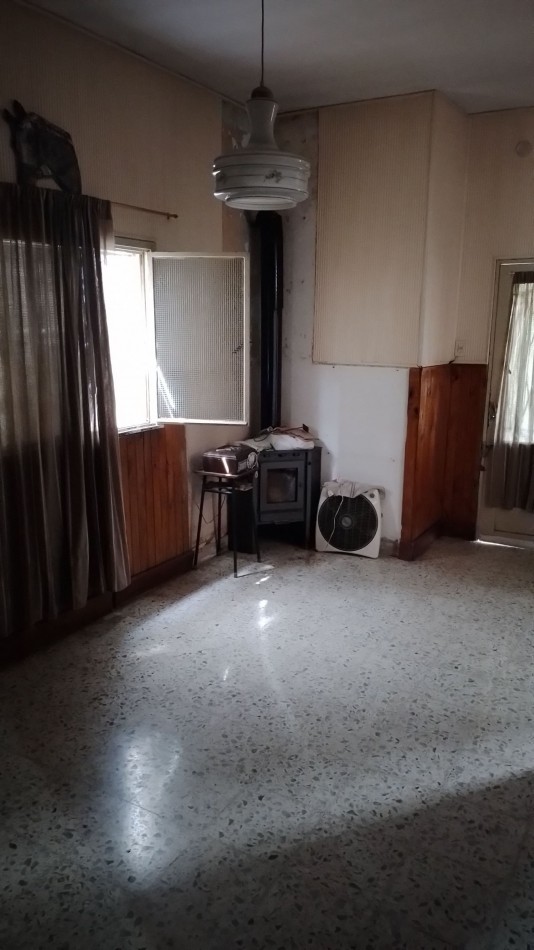 Casa de 2 dormitorios en Bustamante 161 RETASADO!!