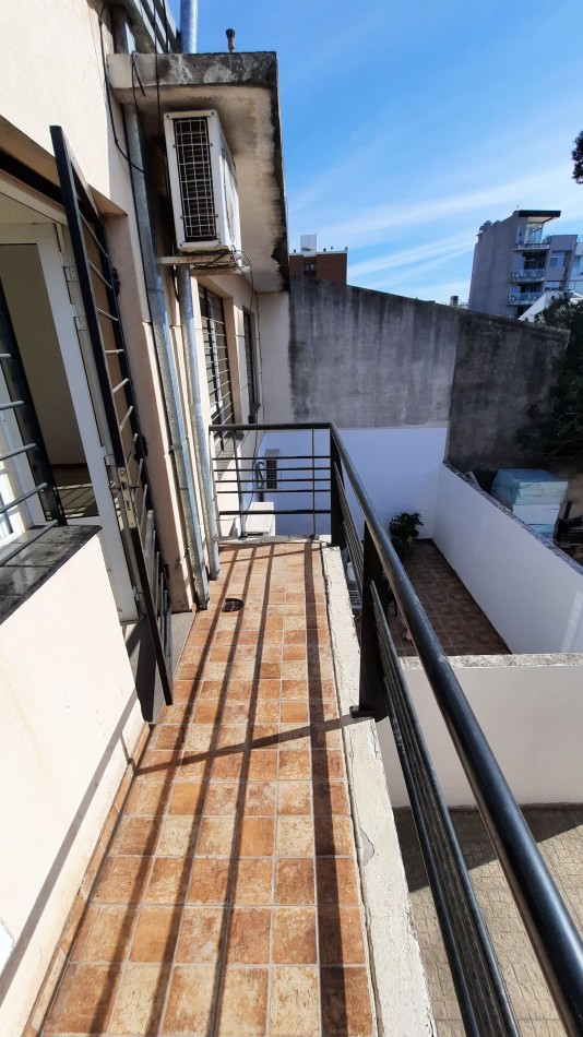 Depto. de 1 dormitorio en Bolivar 218	