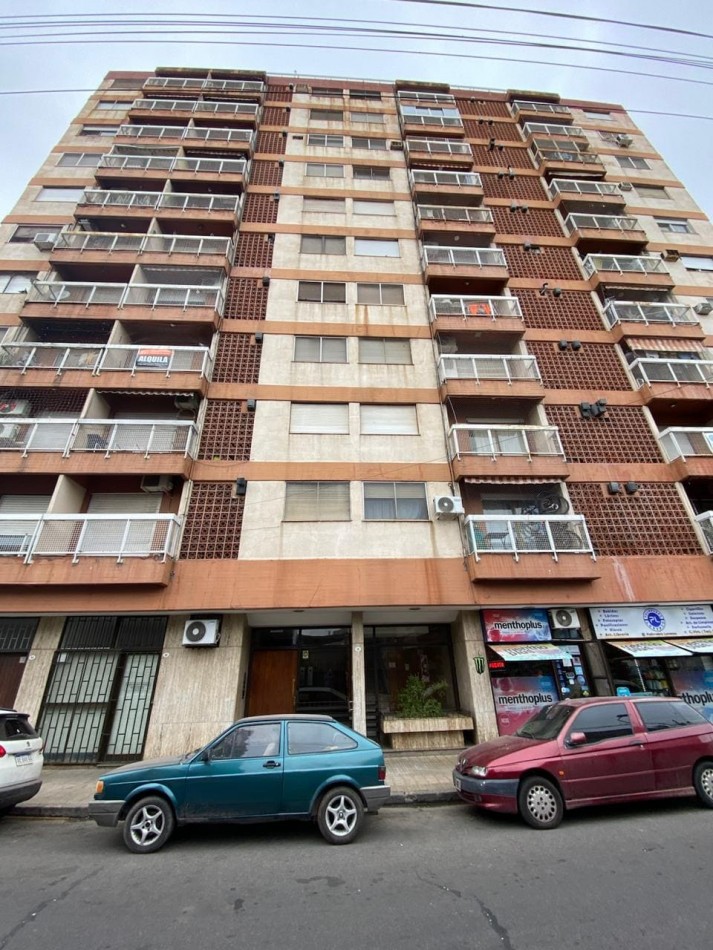 Departamento de 1 dormitorio en Pellegrini 88