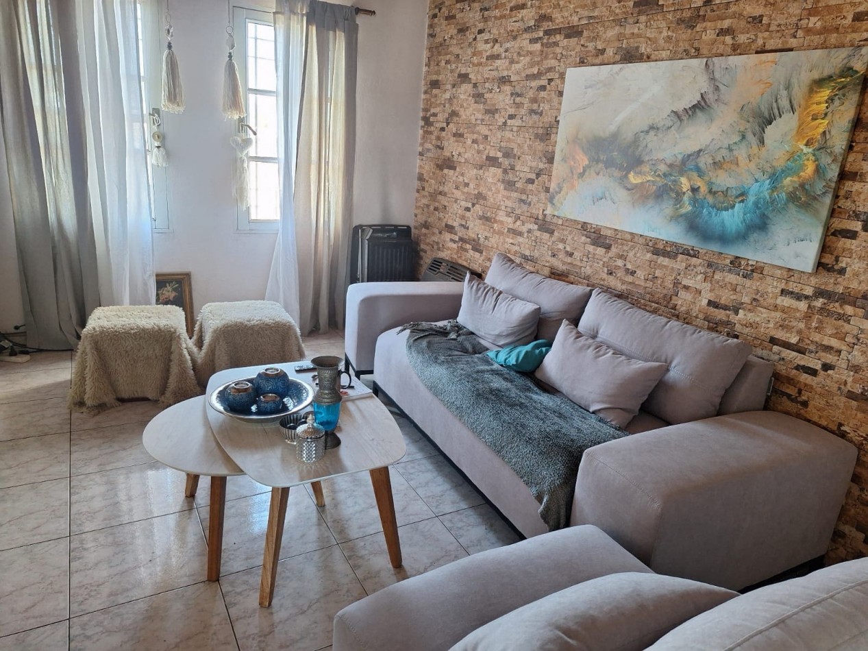 Departamento de 2 dormitorios en alquiler en Italia 400
