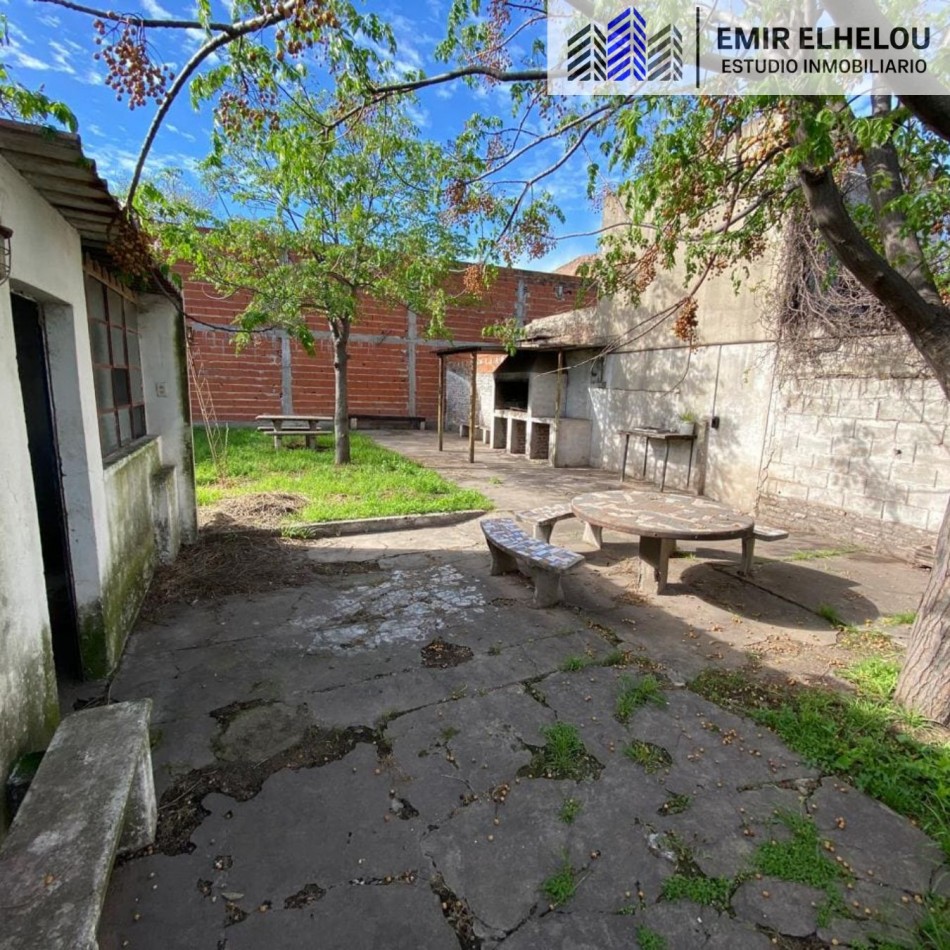 Casa apta credito de 3 dormitorios en Menendez 166