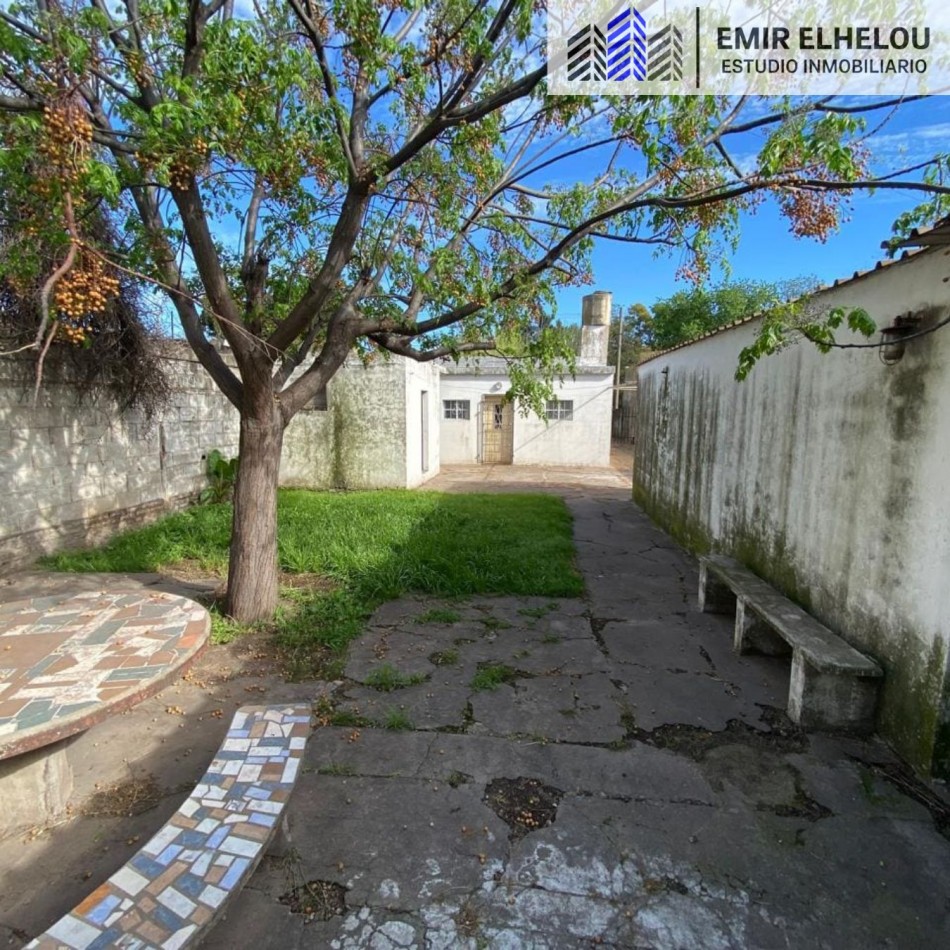 Casa apta credito de 3 dormitorios en Menendez 166
