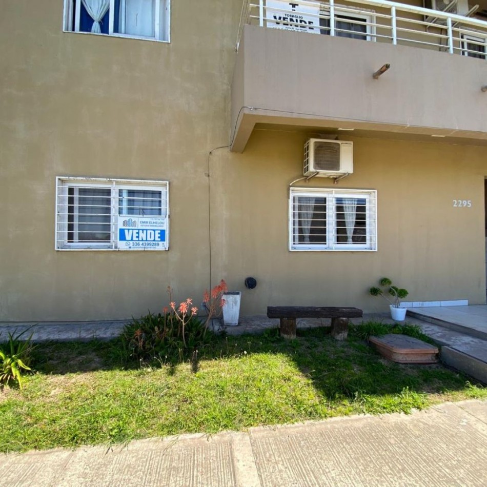 Departamento de 2 dorm. y cochera en Ayres del Sur
