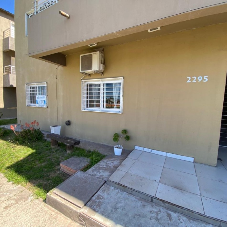 Departamento de 2 dorm. y cochera en Ayres del Sur