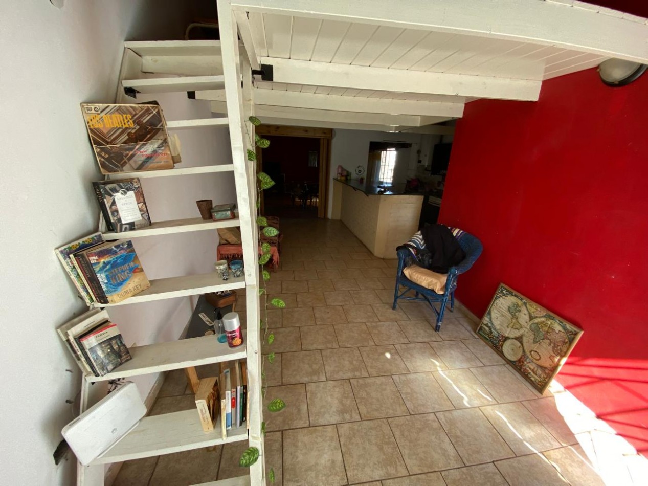 Casa de 3 dormitorios + Depto. a terminar en Barrio ITEC