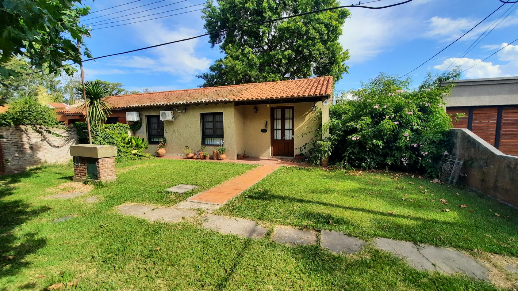 Alquier de casa de 3 dormitorios en Barrio Somisa