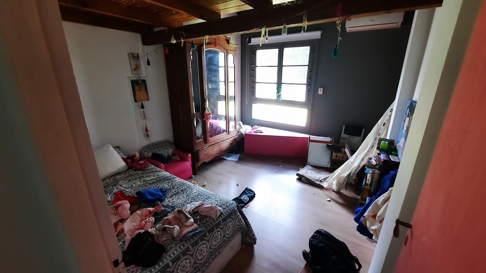 Alquier de casa de 3 dormitorios en Barrio Somisa