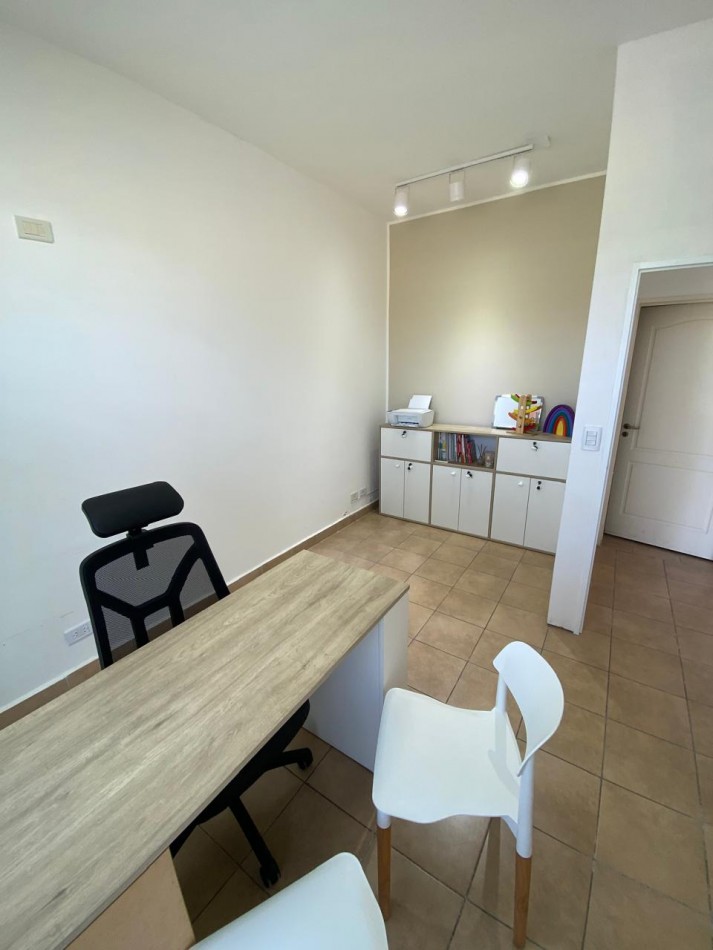 Local comercial (oficina) en Barrio Ayres del Sur