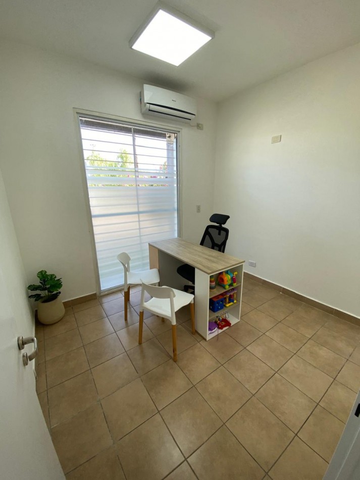 Local comercial (oficina) en Barrio Ayres del Sur