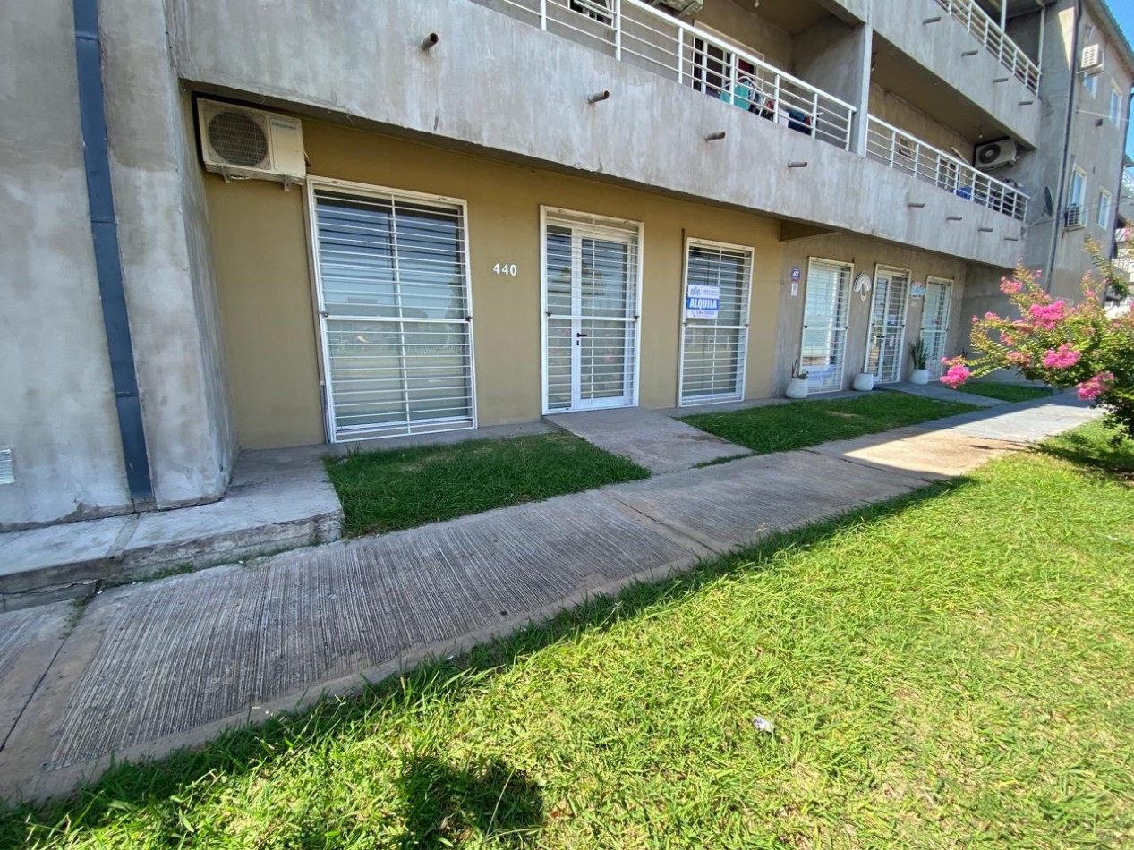 Local comercial (oficina) en Barrio Ayres del Sur