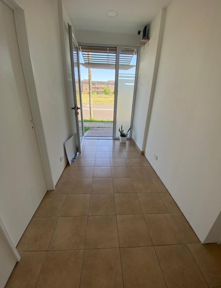 Local comercial (oficina) en Barrio Ayres del Sur