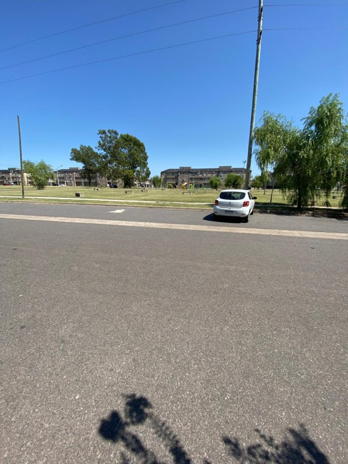 Local comercial (oficina) en Barrio Ayres del Sur