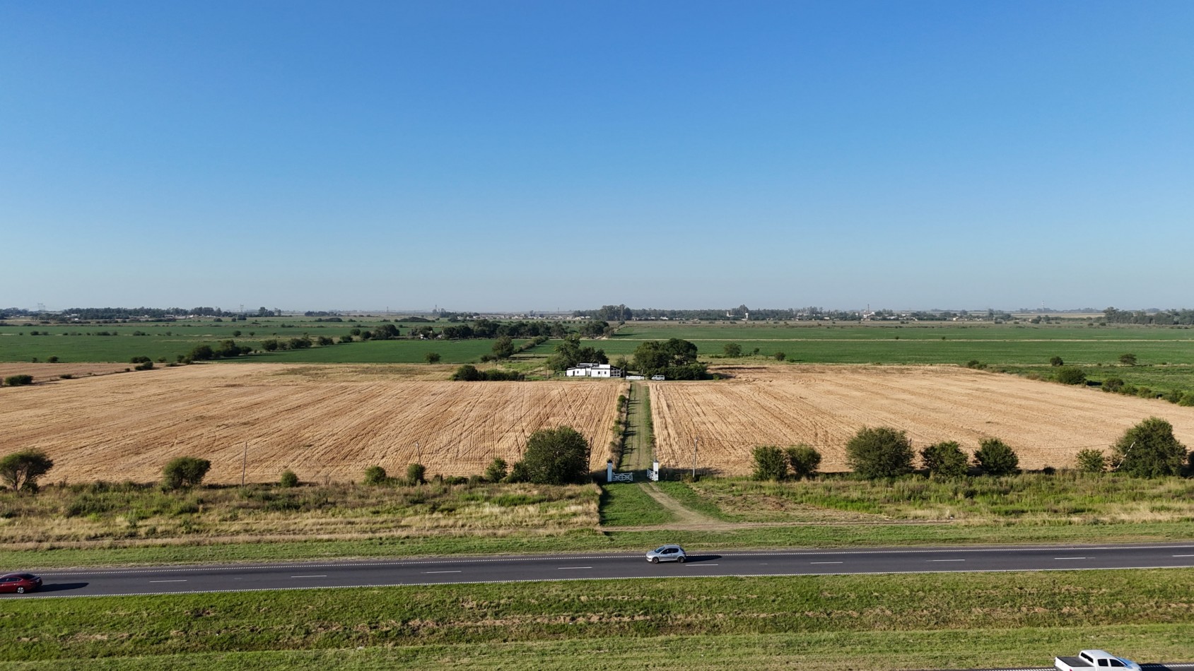 Campo de 12,5 hectareas en San Nicolas (Sobre Autopista Bs As Rosario)