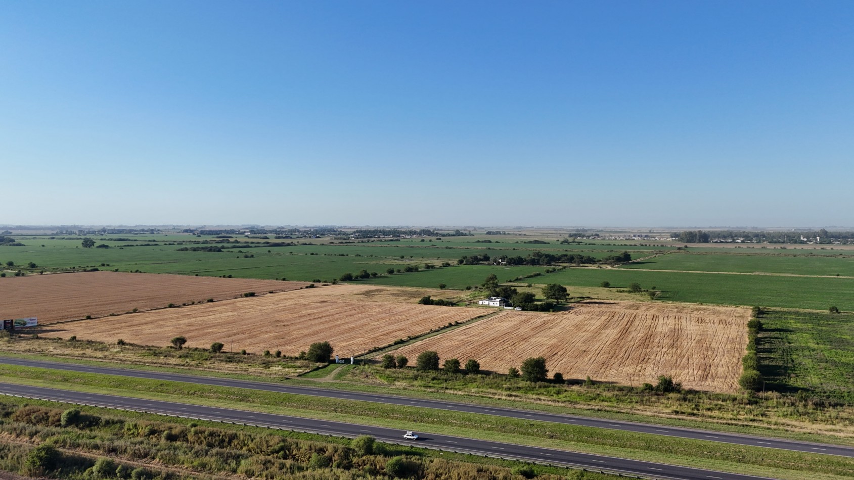 Campo de 12,5 hectareas en San Nicolas (Sobre Autopista Bs As Rosario)