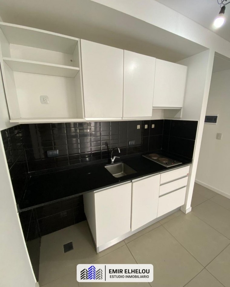 Monoambiente con amenities en Alem 2446