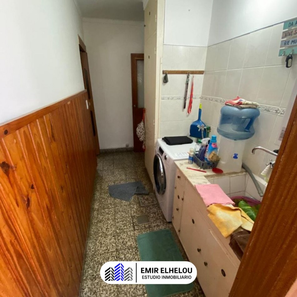 Casa de 2 dormitorios y dependencias en Barrio Somisa