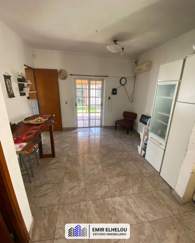 Casa de 3 dormitorios y dependencias en Barrio Somisa 