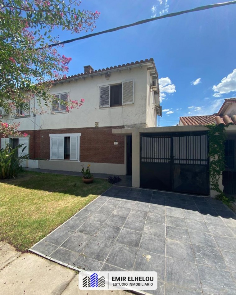 Casa de 3 dormitorios y dependencias en Barrio Somisa 