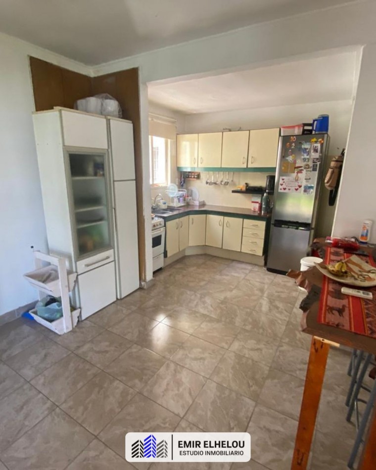 Casa de 3 dormitorios y dependencias en Barrio Somisa 