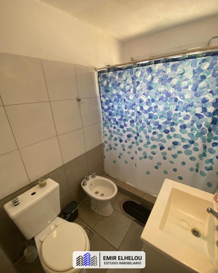 Casa de 3 dormitorios y dependencias en Barrio Somisa 