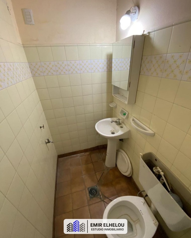 Local comercial en alquier en Urquiza 242