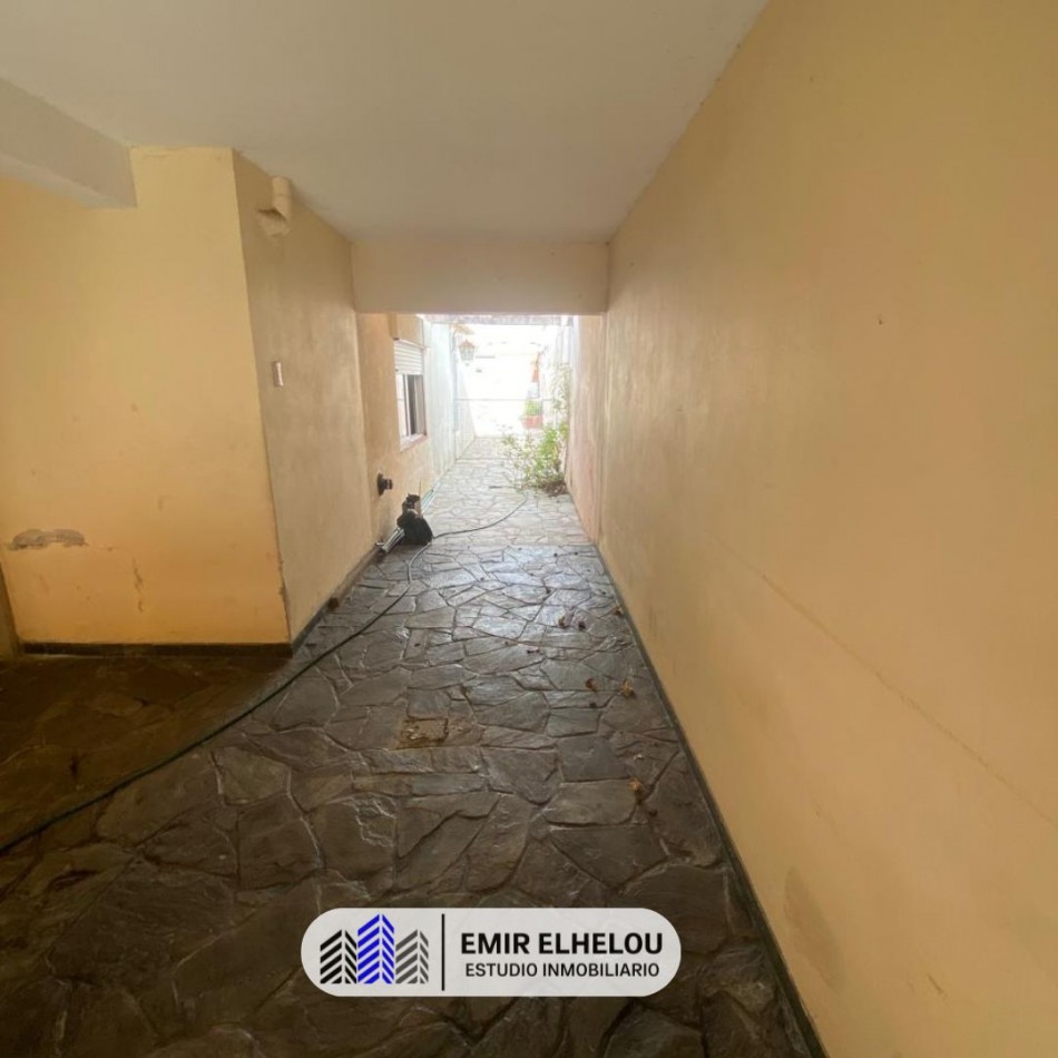 Casa de 3 dormitorios y dep. en Barrio Don Bosco