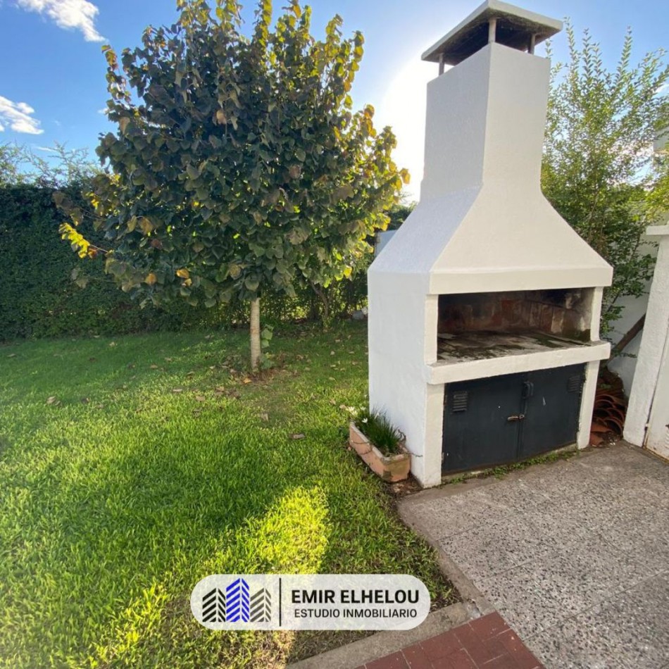 Casa de 2 dormitorios apta credito en Los Talas 3195 (Barrio Somisa)