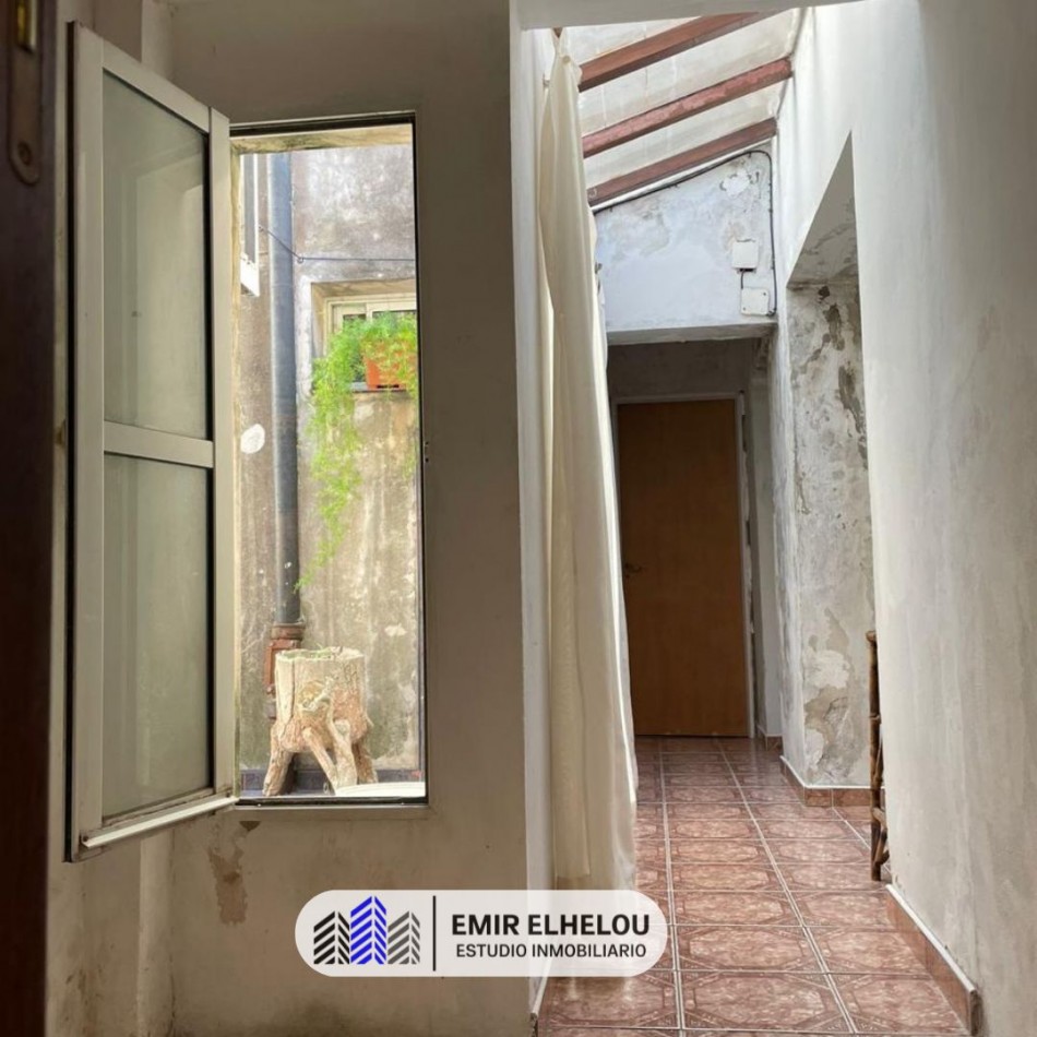 PH amplio con Local comercial en Pellegrini 210