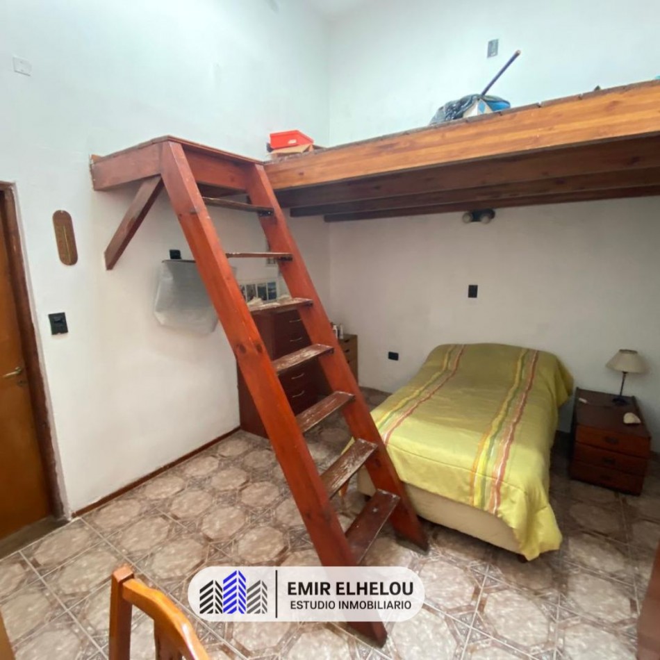 PH amplio con Local comercial en Pellegrini 210