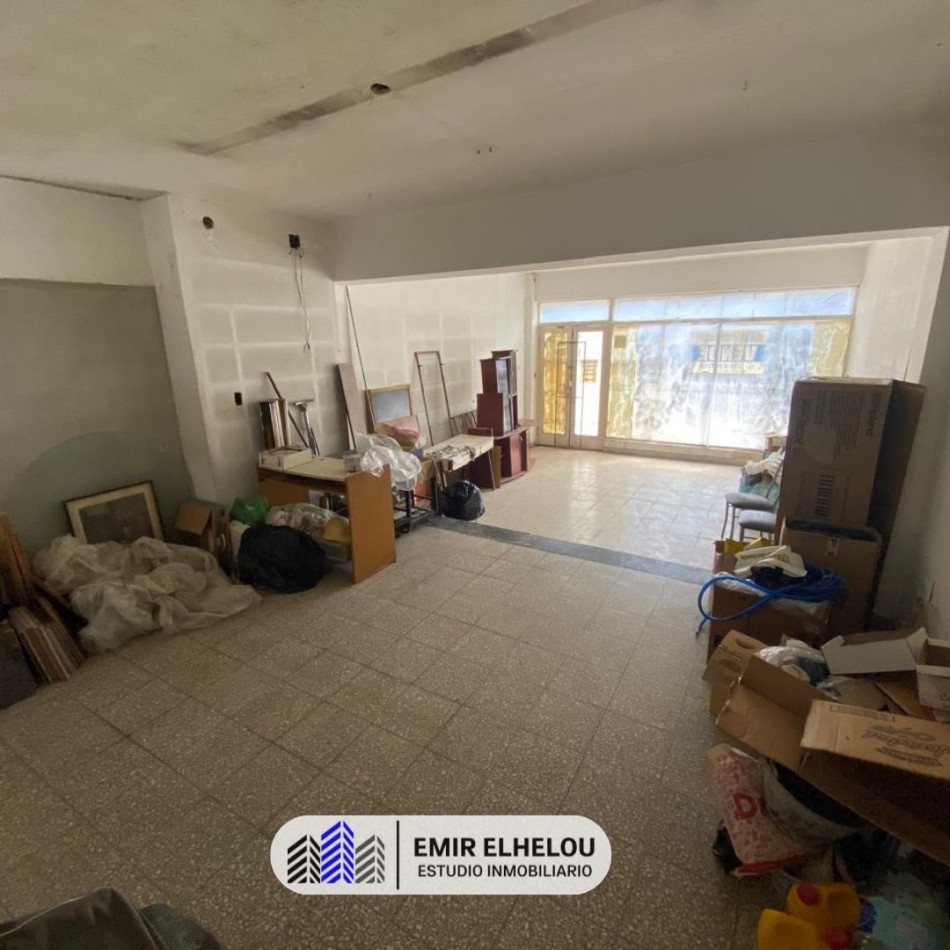 PH amplio con Local comercial en Pellegrini 210