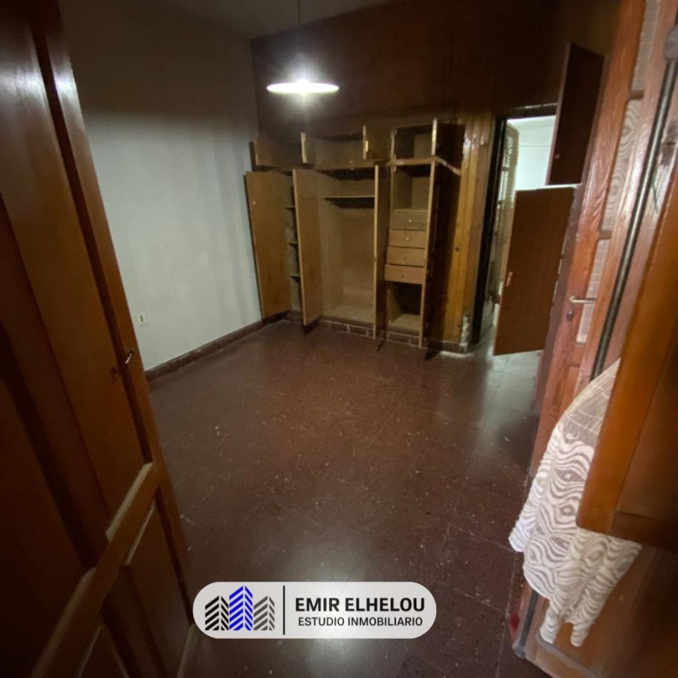 Propiedad retasada ideal vivienda o consultorio en Bustamante 161